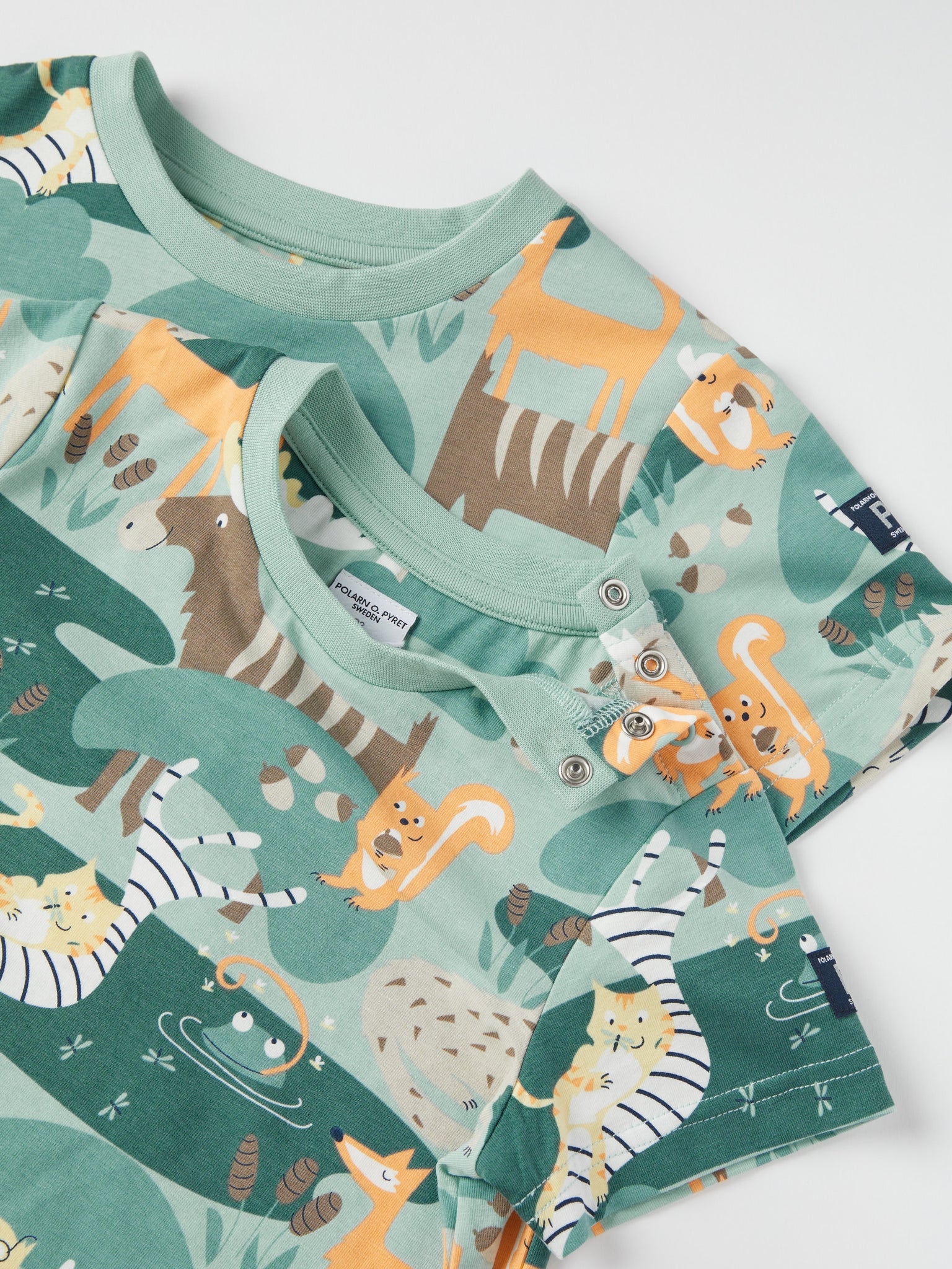 Forest Animal Print Kids T-Shirt from the Polarn O. Pyret kidswear collection. Nordic kids clothes made from sustainable sources.