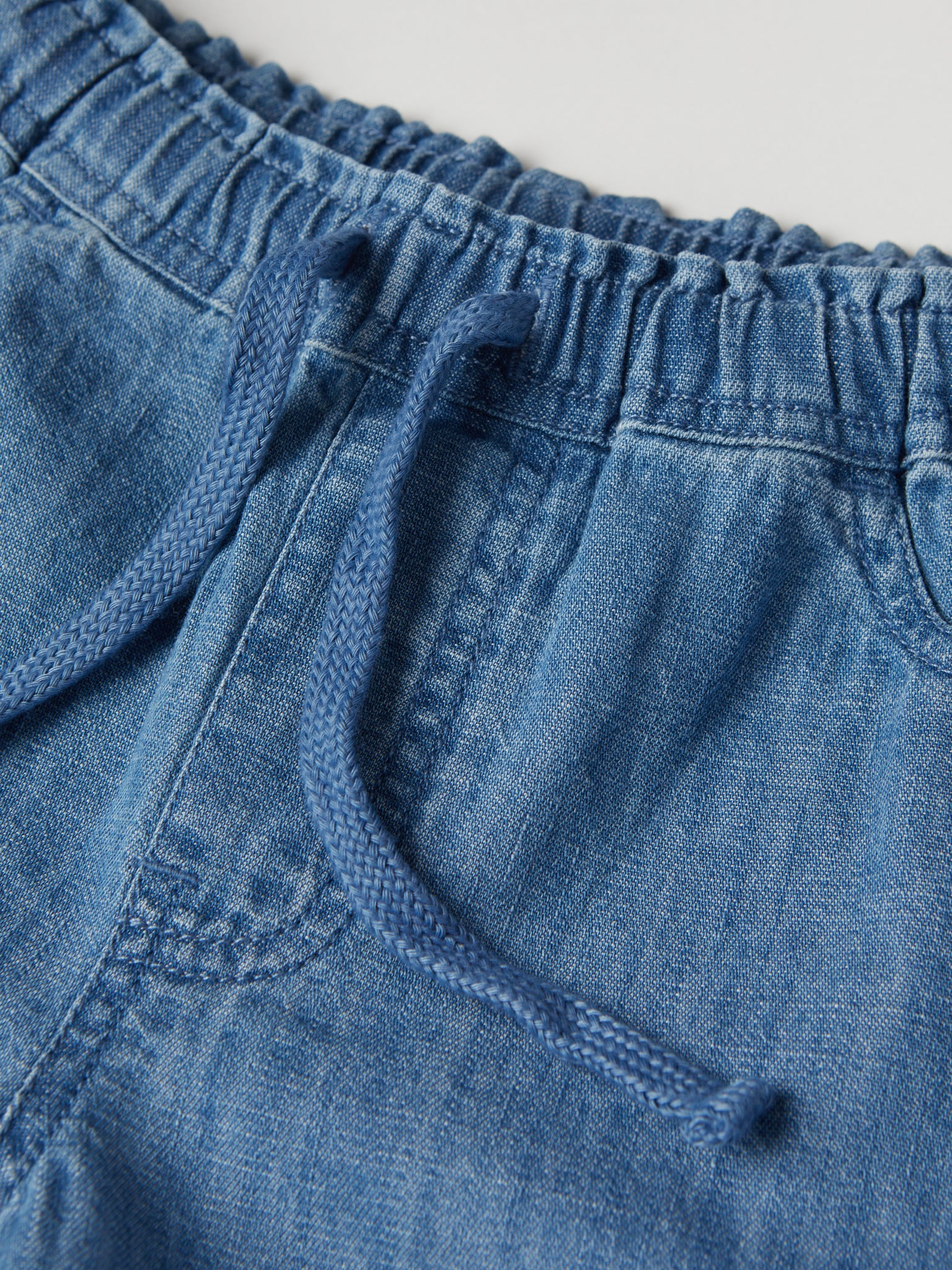 Cotton Denim Kids Shorts from the Polarn O. Pyret kidswear collection. Nordic kids clothes made from sustainable sources.