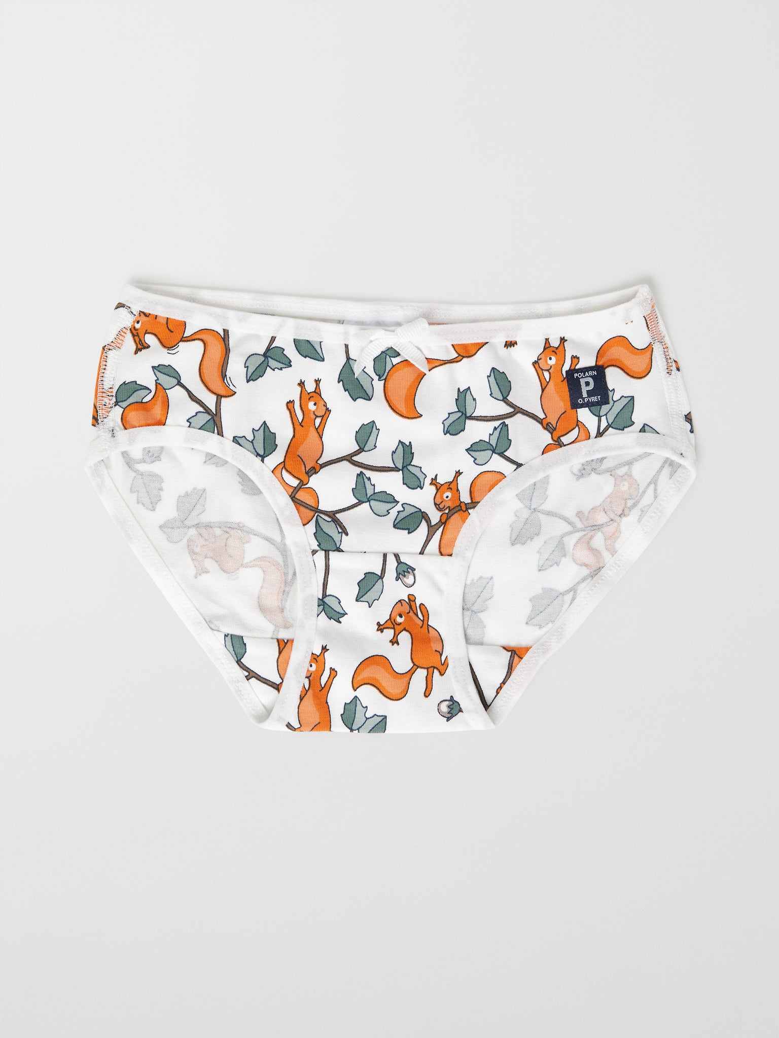 Organic Cotton Girls White Briefs from the Polarn O. Pyret kids collection. Clothes made using sustainably sourced materials.