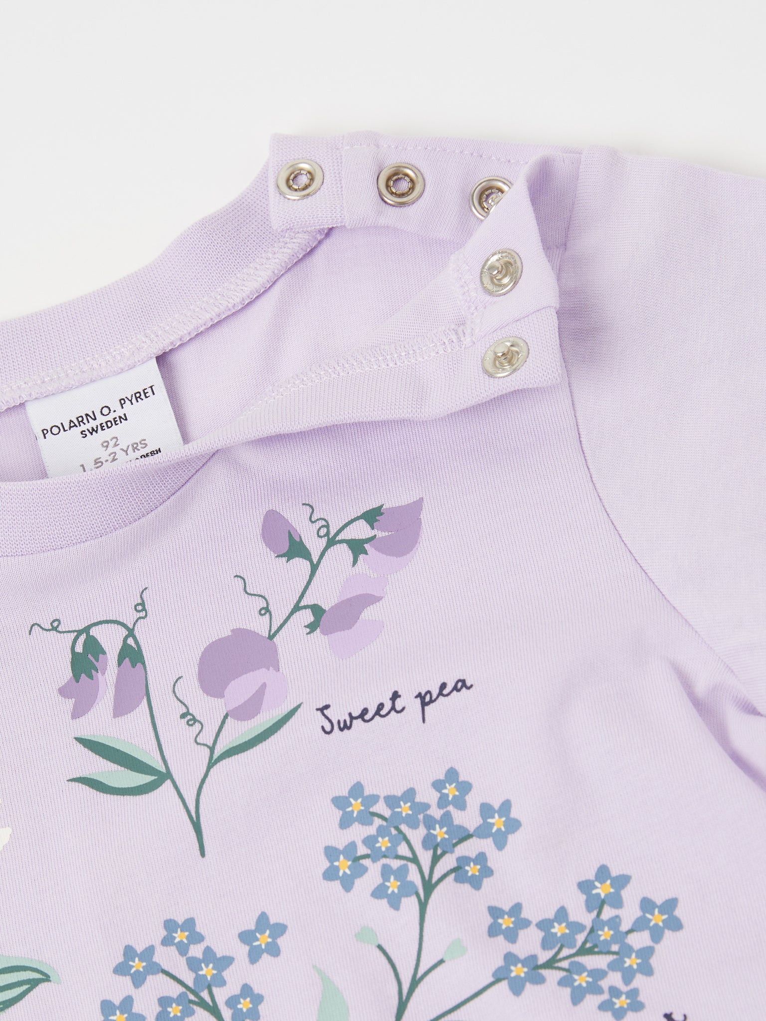 Cotton Kids Floral Print T-Shirt from the Polarn O. Pyret kidswear collection. The best ethical kids clothes