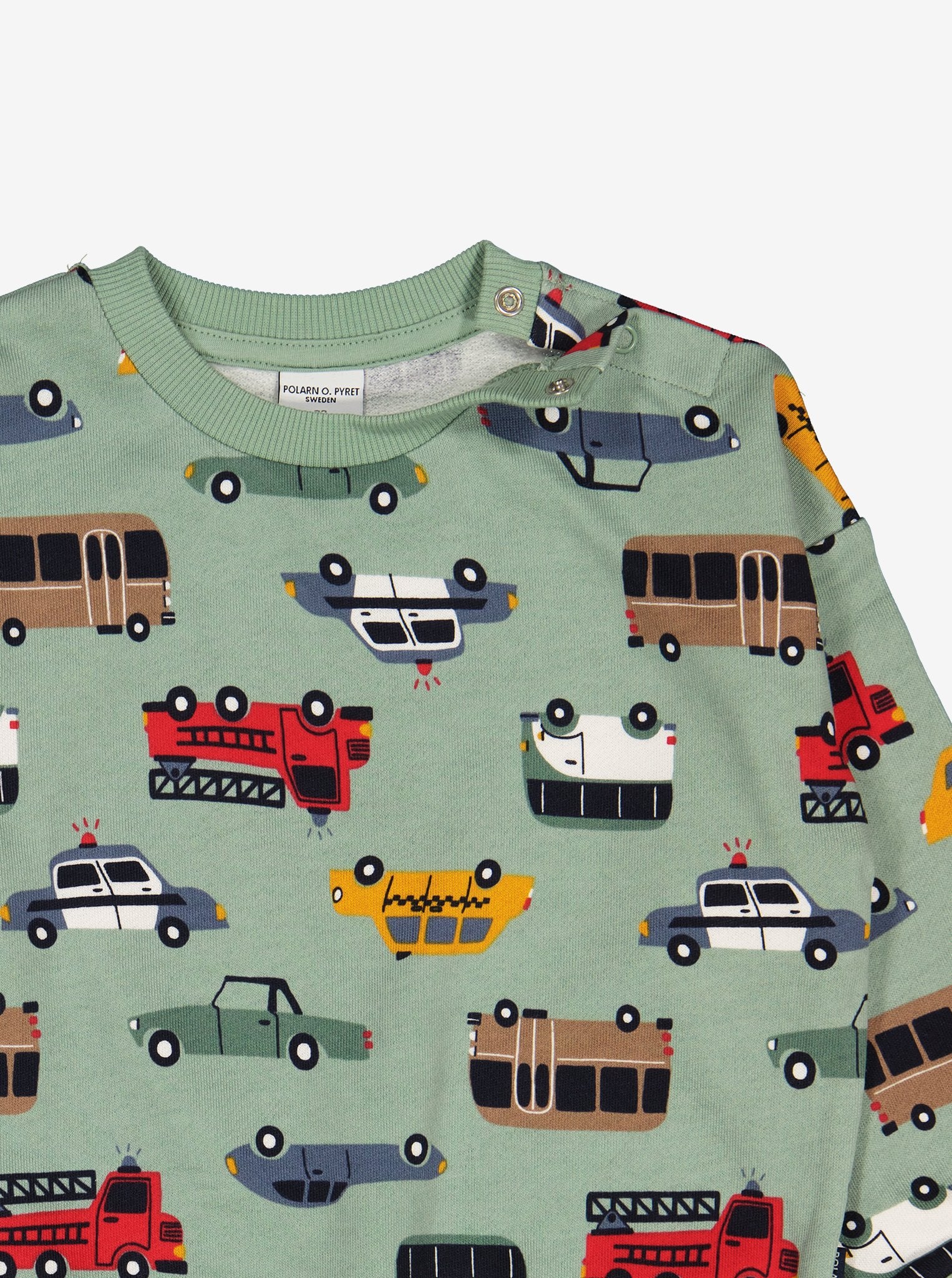  Organic Green Car Kids Sweatshirt from Polarn O. Pyret Kidswear. Made with 100% organic cotton.