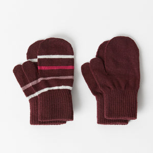Burgundy Magic Kids Mittens Multipack from the Polarn O. Pyret kidswear collection. The best ethical kids outerwear.