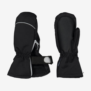Black Waterproof Kids Mittens from the Polarn O. Pyret kidswear collection. Quality kids clothing made to last.