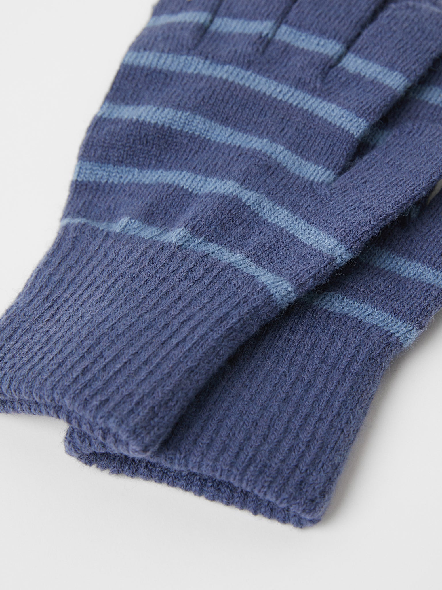 Blue Kids Wool Magic Gloves from the Polarn O. Pyret outerwear collection. Quality kids clothing made to last.