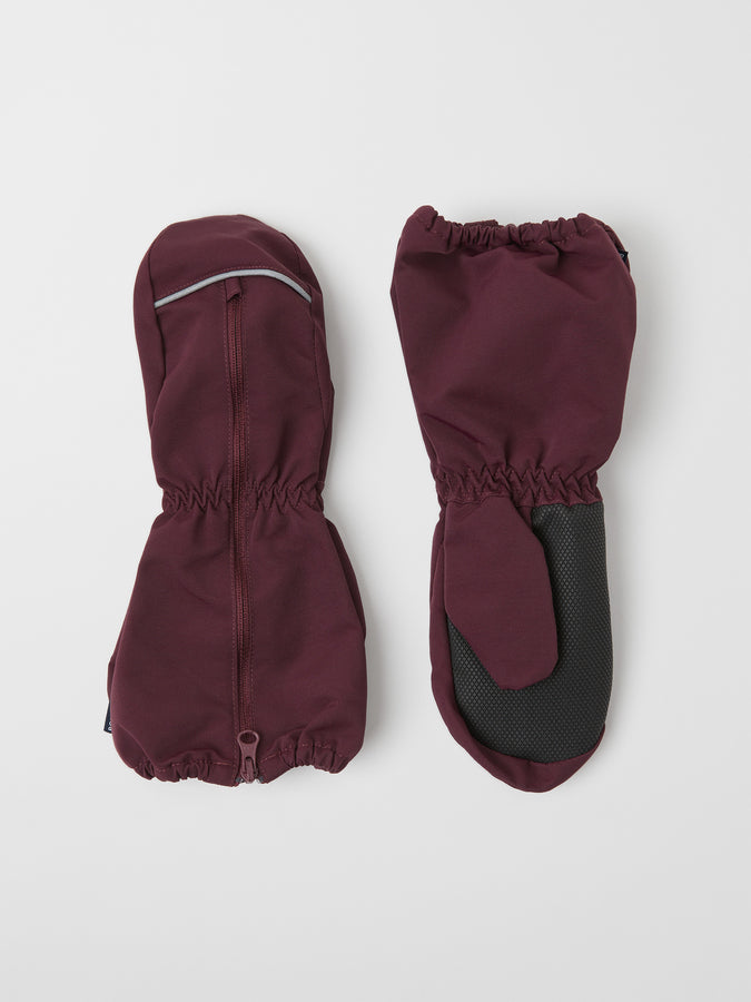 Burgundy Kids Waterproof Mittens from the Polarn O. Pyret outerwear collection. Ethically produced kids outerwear.