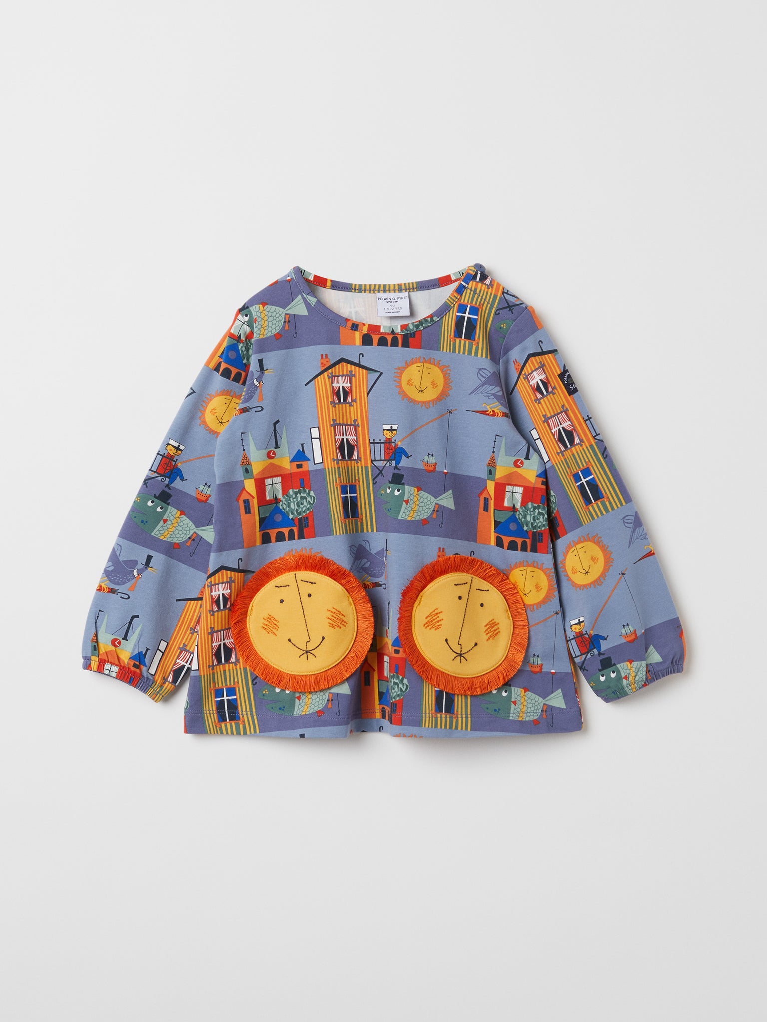 Sun Pocket Scandi Kids Top from the Polarn O. Pyret kidswear collection. The best ethical kids clothes